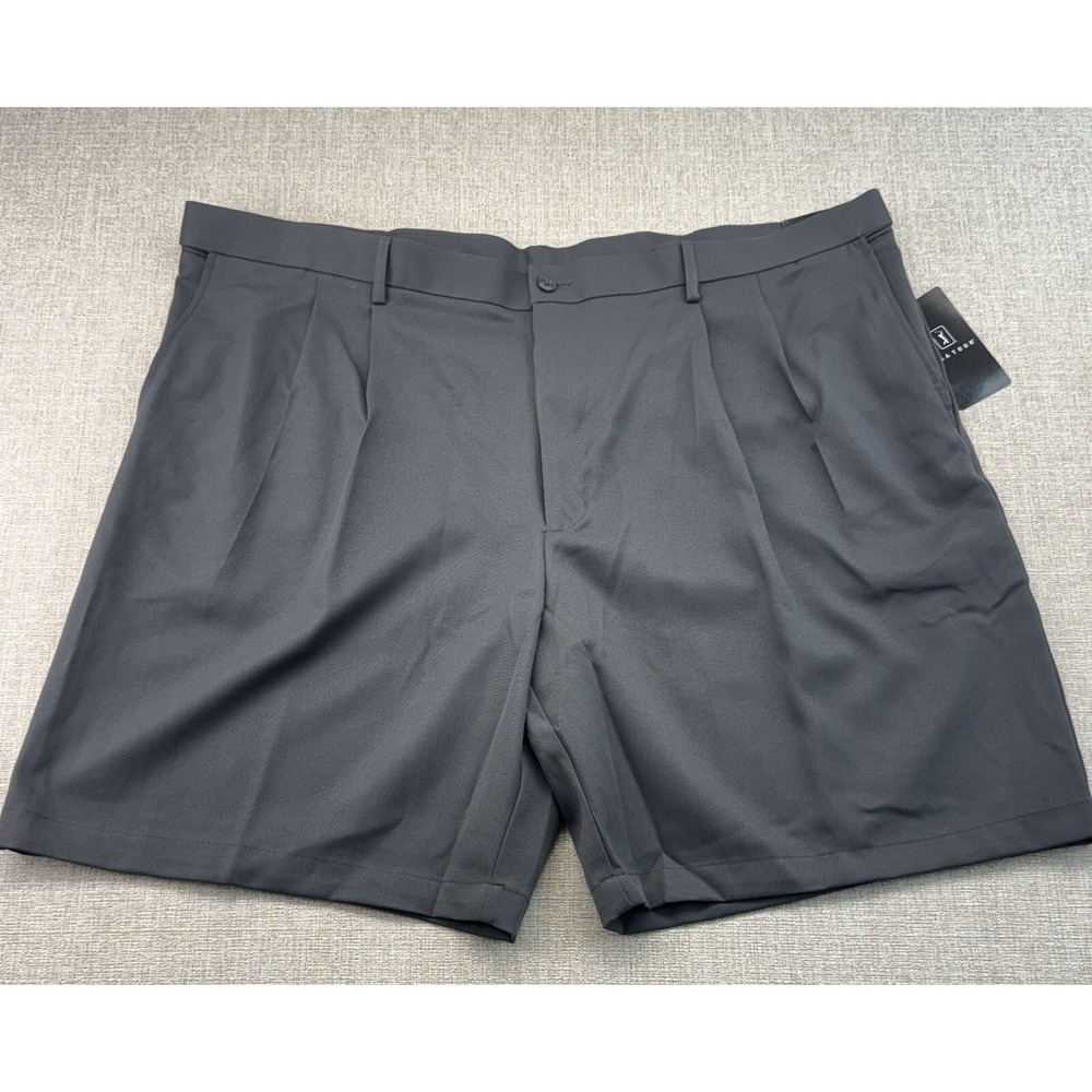 PGA TOUR Mens Golf Shorts Asphalt Gray Wicking UPF 50 Easy Care Expandable Sz 44